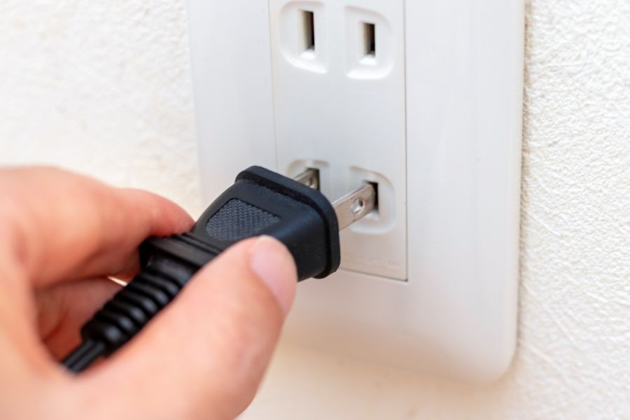 Outlets by Ideal Service Pro LLC